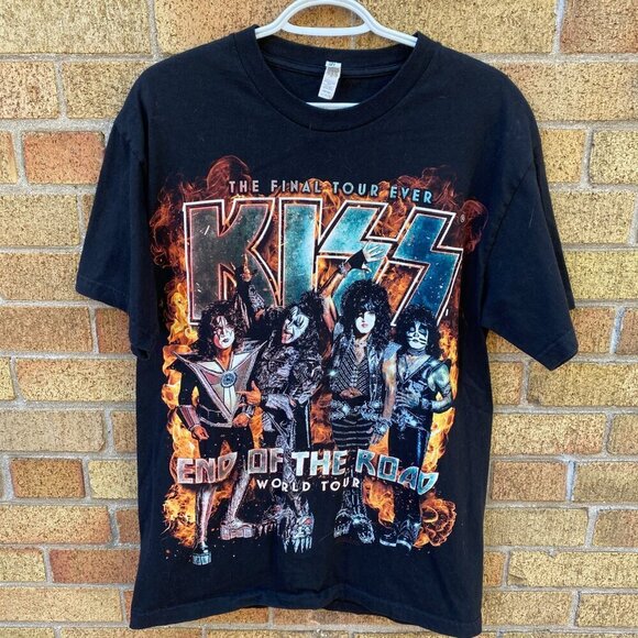 Lot of 4 Band T Shirts Large KISS, ANTHRAX, EVANESCENCE Large - Picture 6 of 8